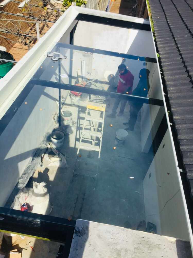 Pergola and glass roof installed by Kiki Projects in Cape Town