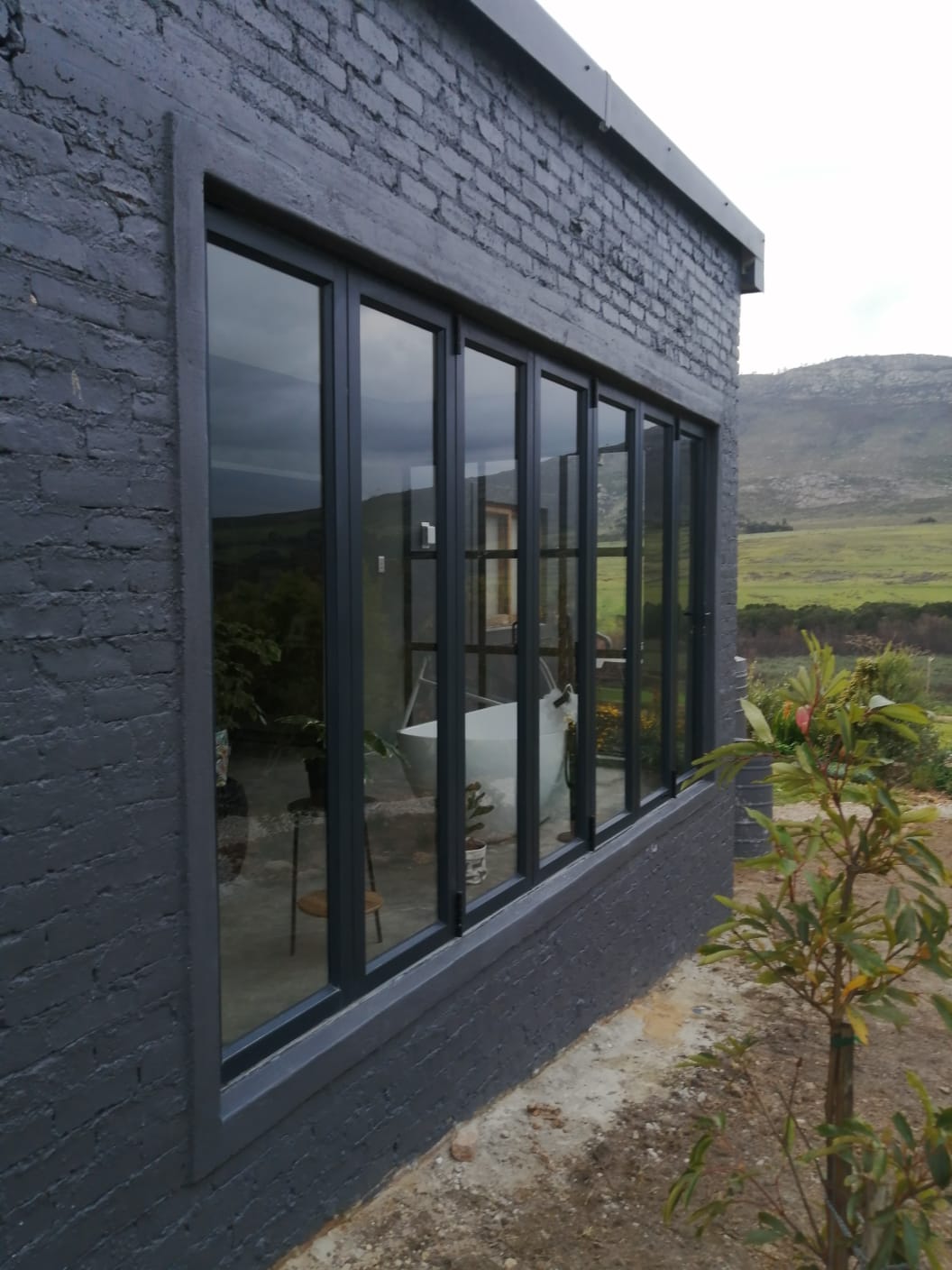 gallery grid image